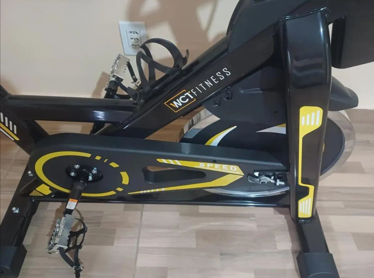 Bicicleta Spinning WCT fitness 13kg inércia  - Foto 3