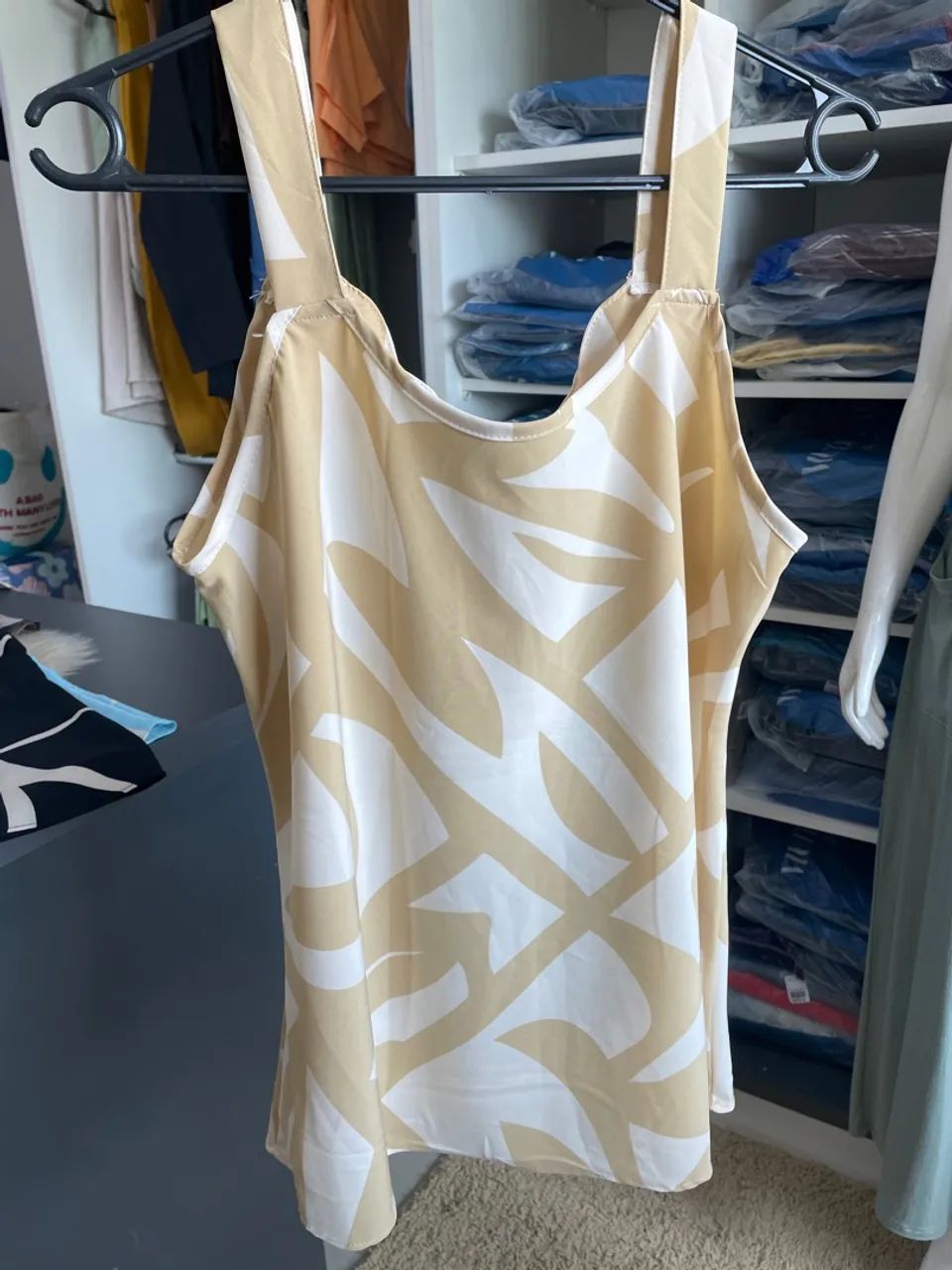 Blusas GG 35 cada - Foto 2
