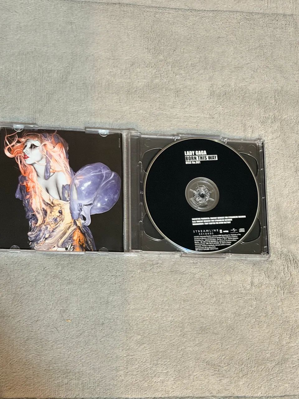 CD Duplo Lady Gaga - Born This Way Special Edition (Caixa Acrílico) - Foto 2