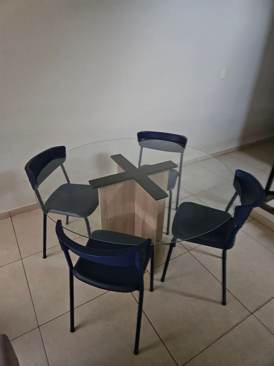 Mesa de jantar 4 lugares