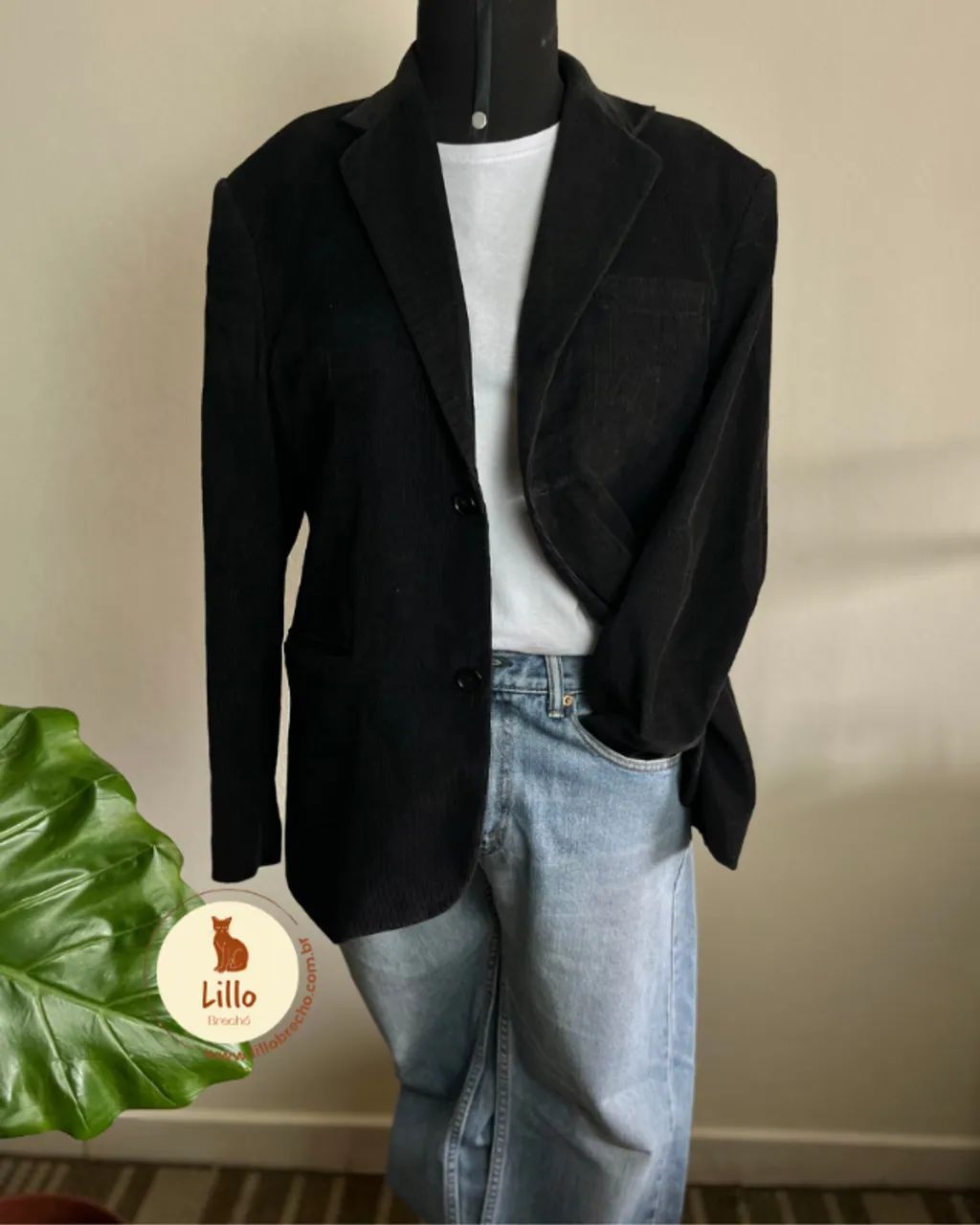 Blazer Oversized em Veludo Cotelê Preto - AT - Foto 2