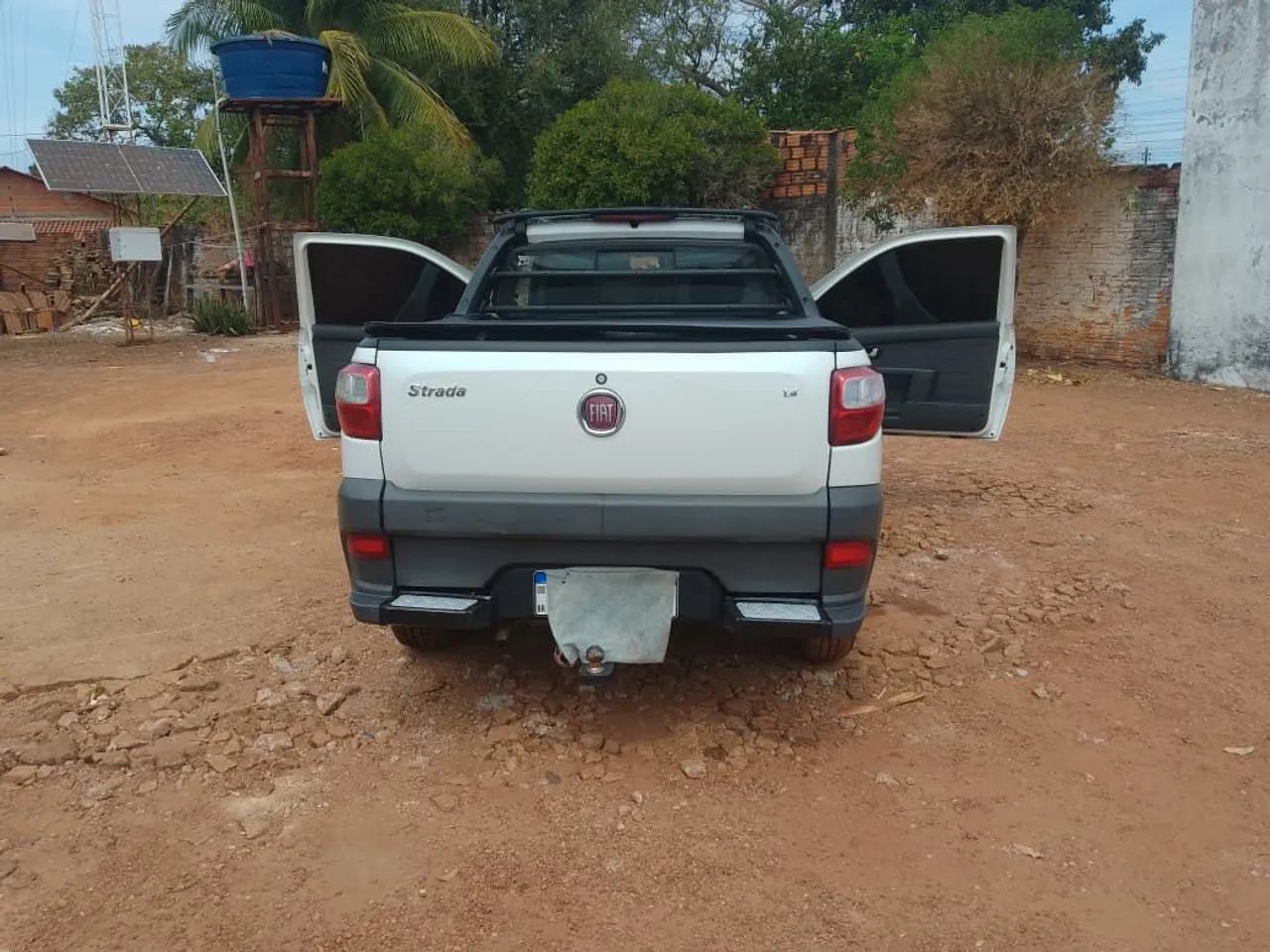 Fiat Strada Working 1.4 MPI Fire Flex 8V CE 2014 - Foto 2