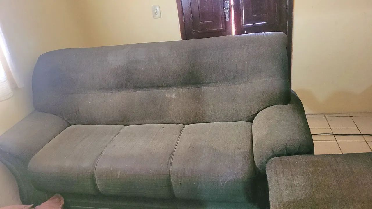Vende-se sofá seminovo 
