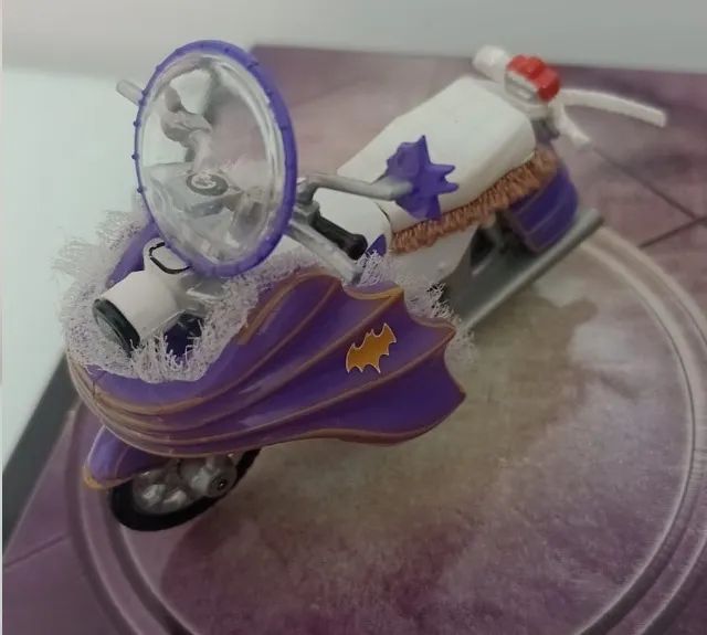HotWheels - Batman 1966 - 3-Pack - Batgirl Cycle, Batmobile e Batcycle - Foto 5