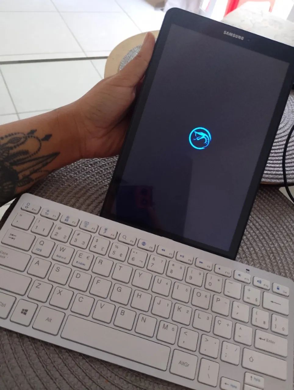 Tablet Galaxy Tab E - Foto 2
