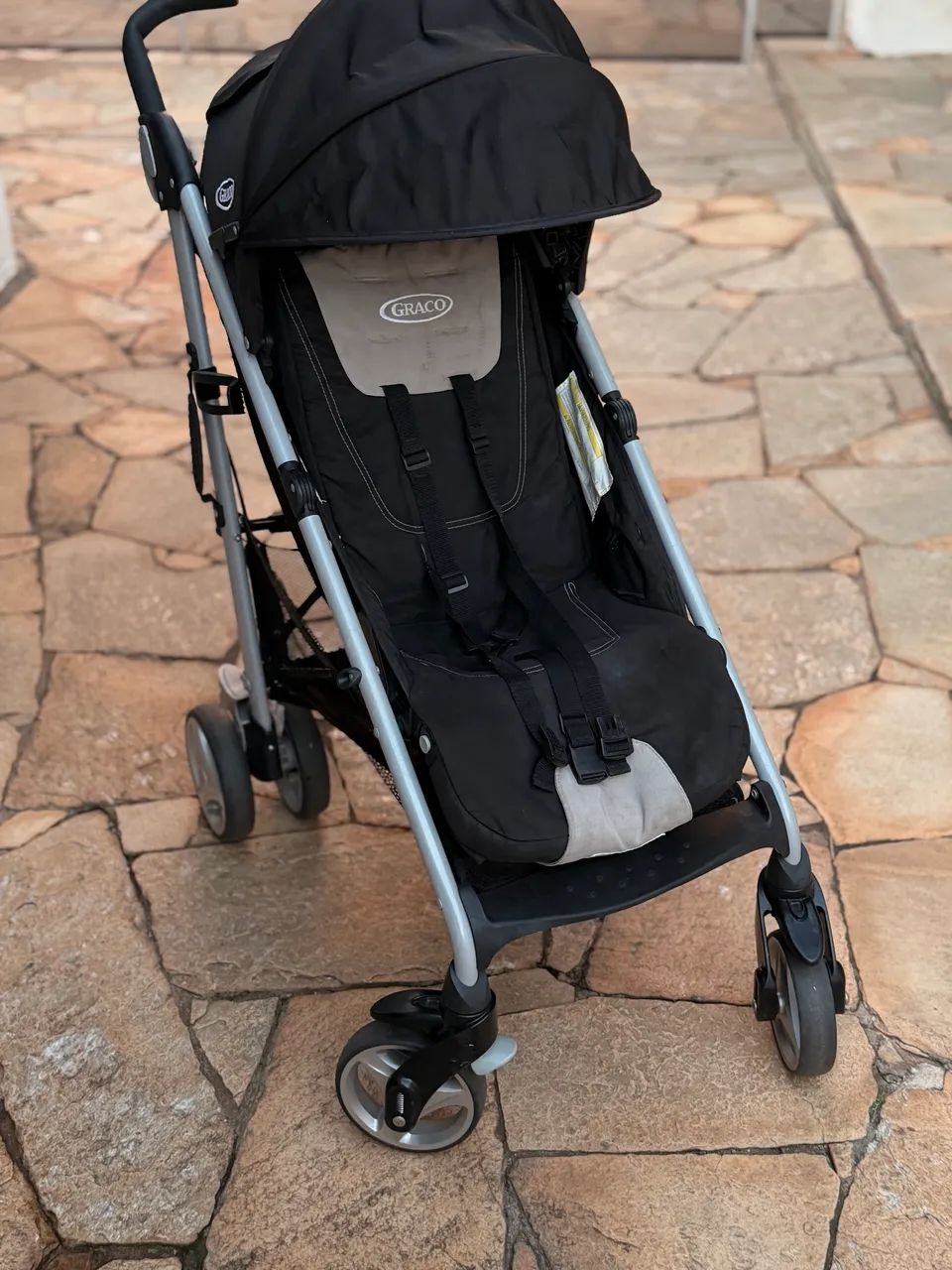 Carrinho de bebê Graco Breaze
