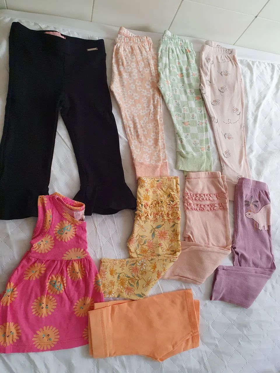 Lote de roupa para bebê - 12 meses