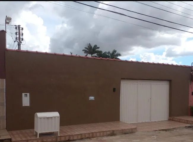 Casa reformada com piscina atrás do Shopping - Foto 2