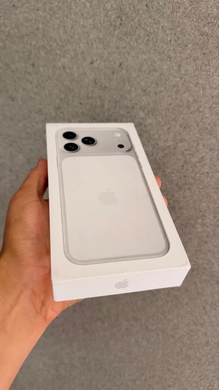 iPhone 17 Pro Max 256 Prata - Foto 3