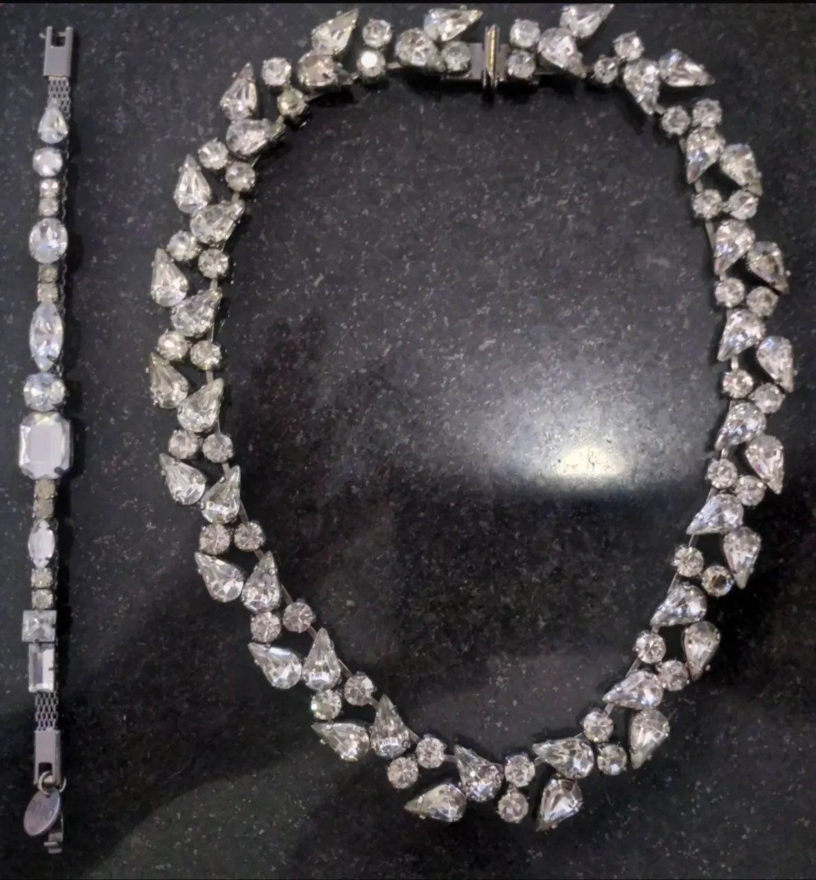 Conjunto de colar e pulseira Bo.Bo