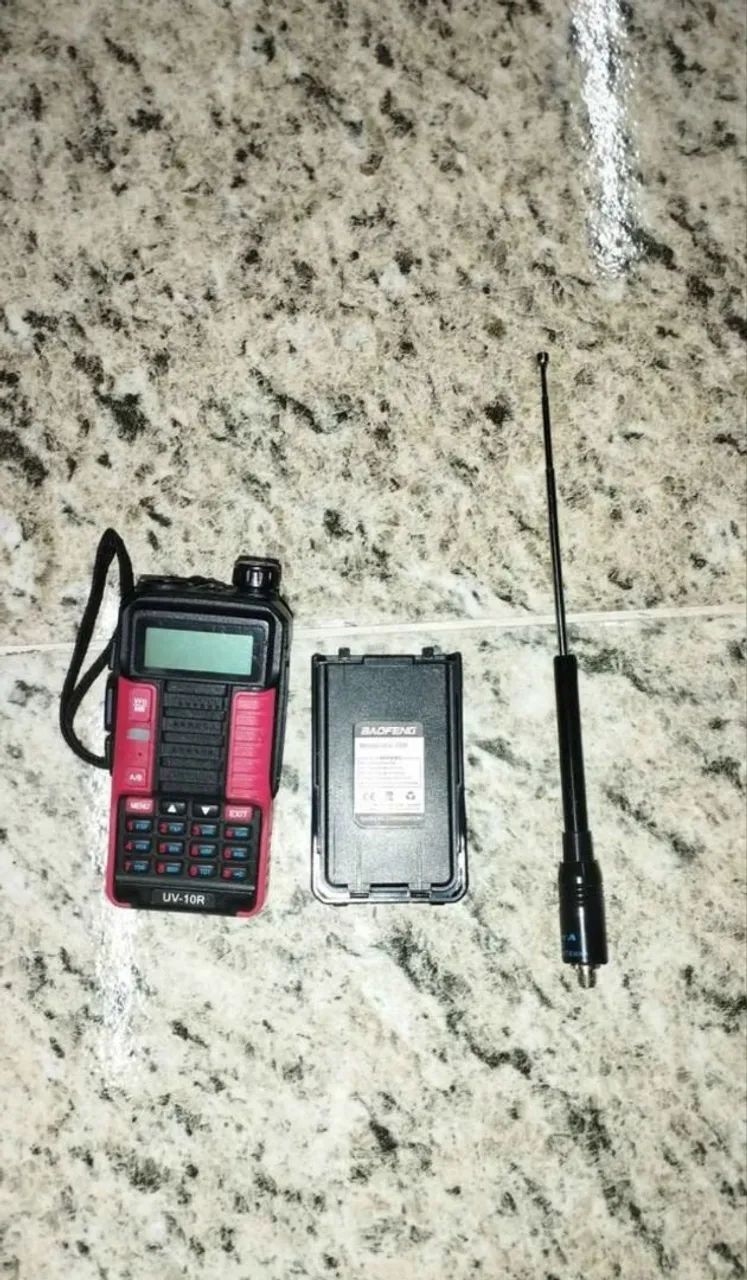 Baofeng UV-10R.