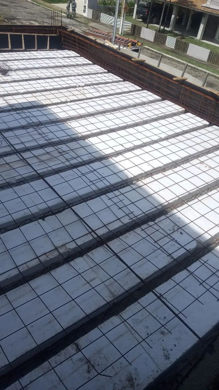 Pai e filhos mestre de obra  - Foto 4