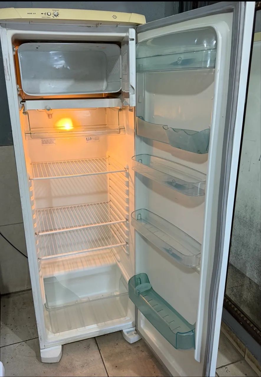 Geladeira cônsul 320 litros usada barata funcionando perfeitamente  - Foto 5