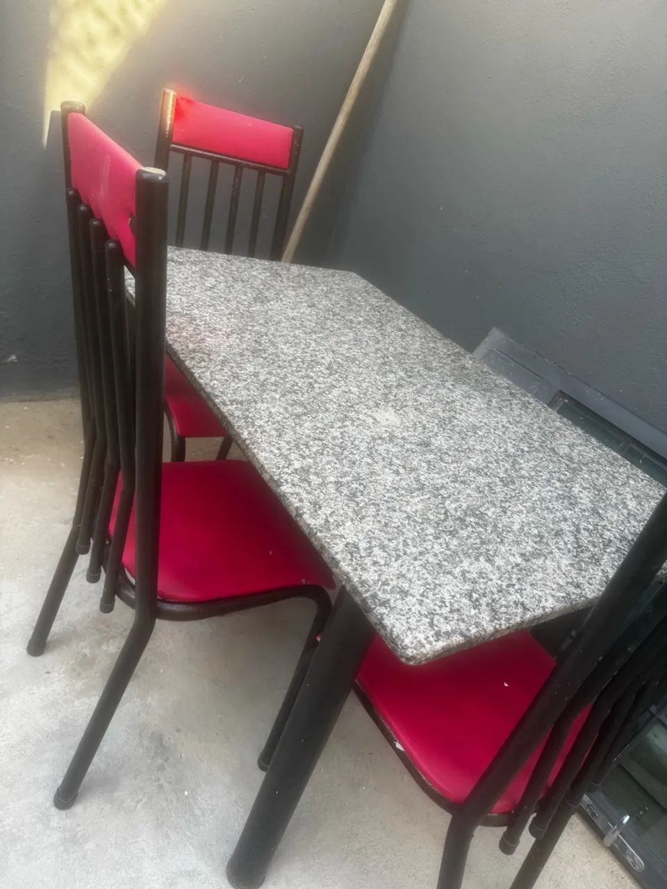 Mesa de granito 4 cadeiras  - Foto 3