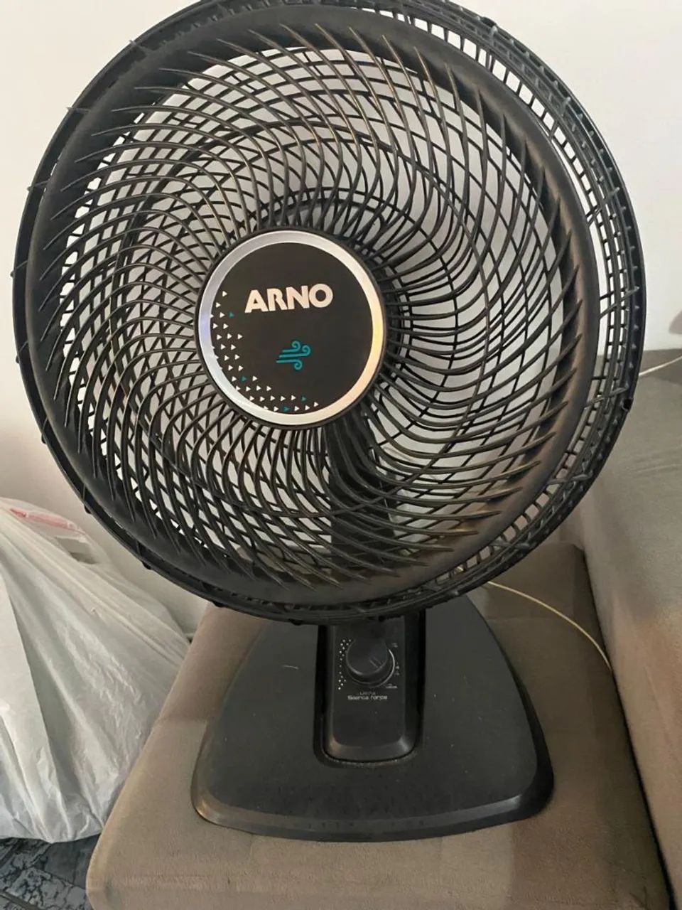 Vende-se ventilador Arno turbo 40 centímetros  - Foto 3