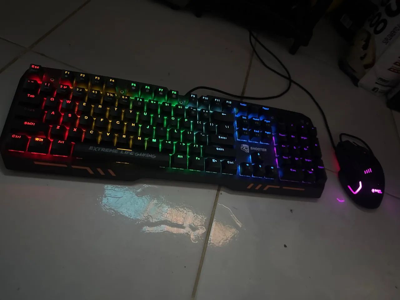 Teclado e mouse gamer