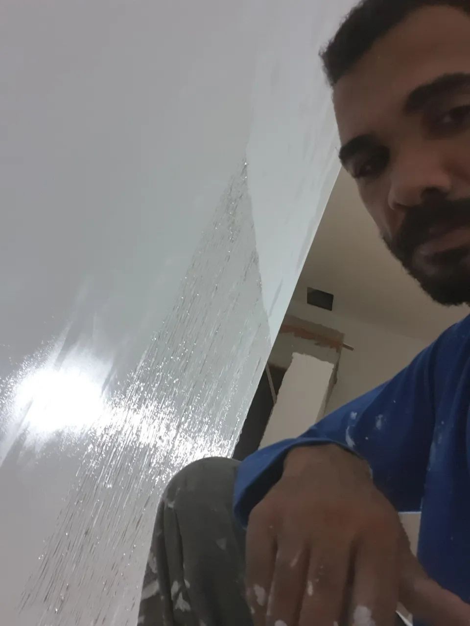 Pintor de acabamento 