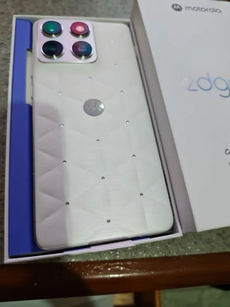Edge 70 