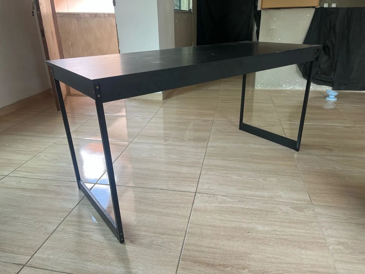 Mesa de escritório/estudo - Foto 4