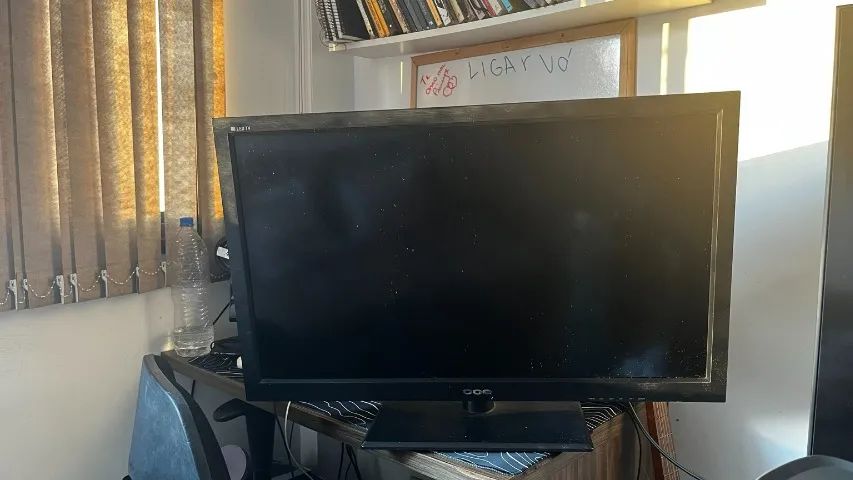 TV CCE LED 32" HDMI USB