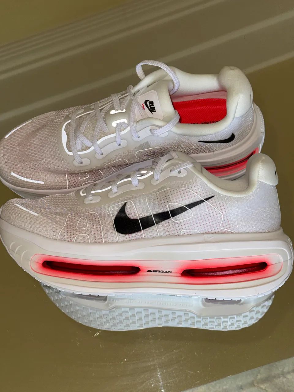 NIKE VOMERO PREMIUM White 41BR - Foto 3
