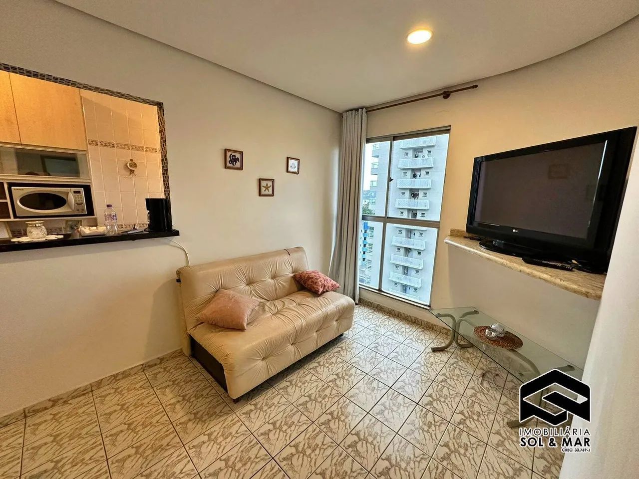 AMPLO DORMITÓRIO, COM LAZER E VISTA AO MAR! - Foto 5