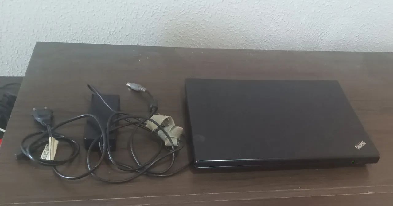 Notebook usado, possui defeito no teclado algumas teclas não pegam 