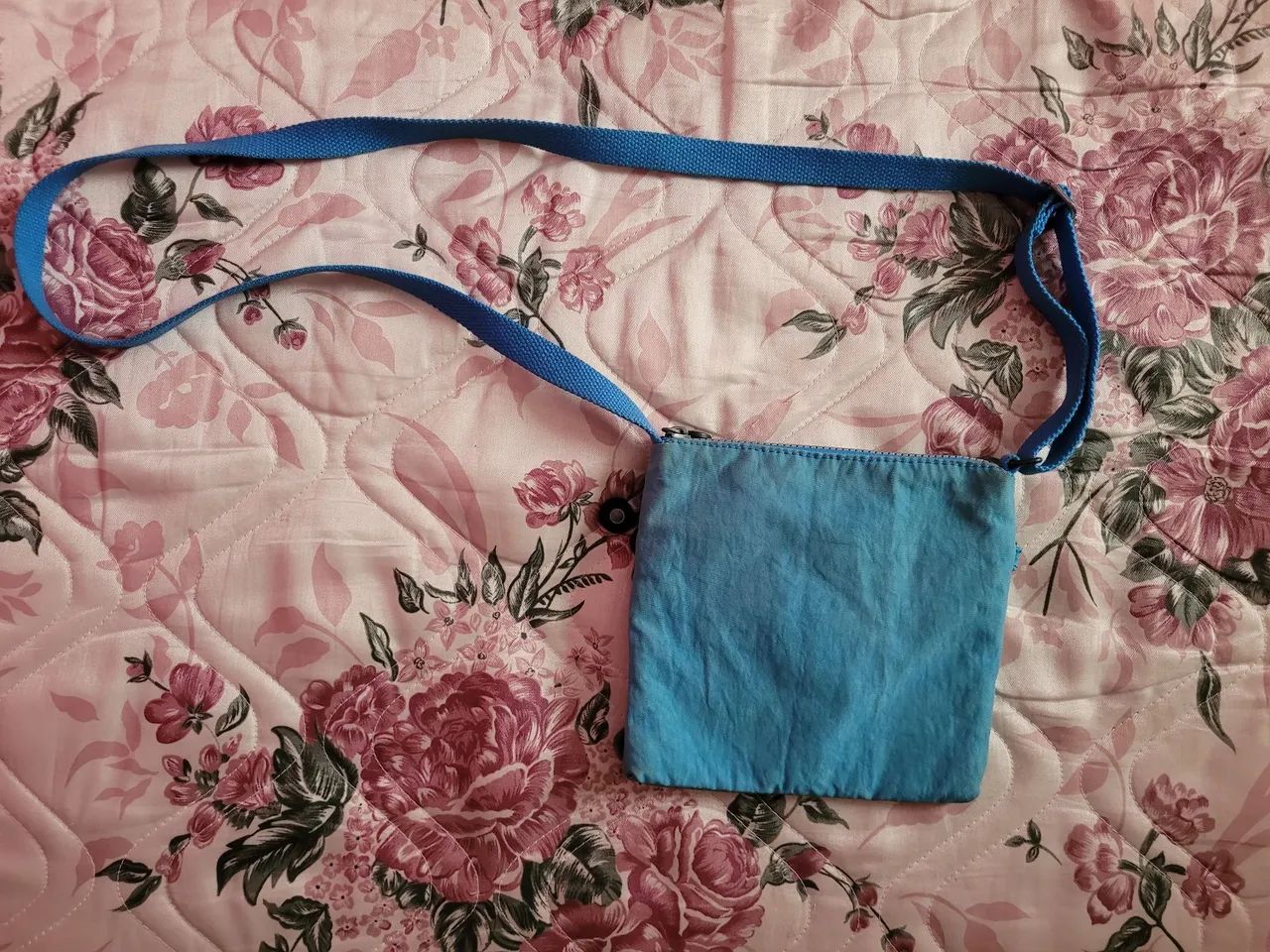 bolsa transversal Kipling azul original  - Foto 2
