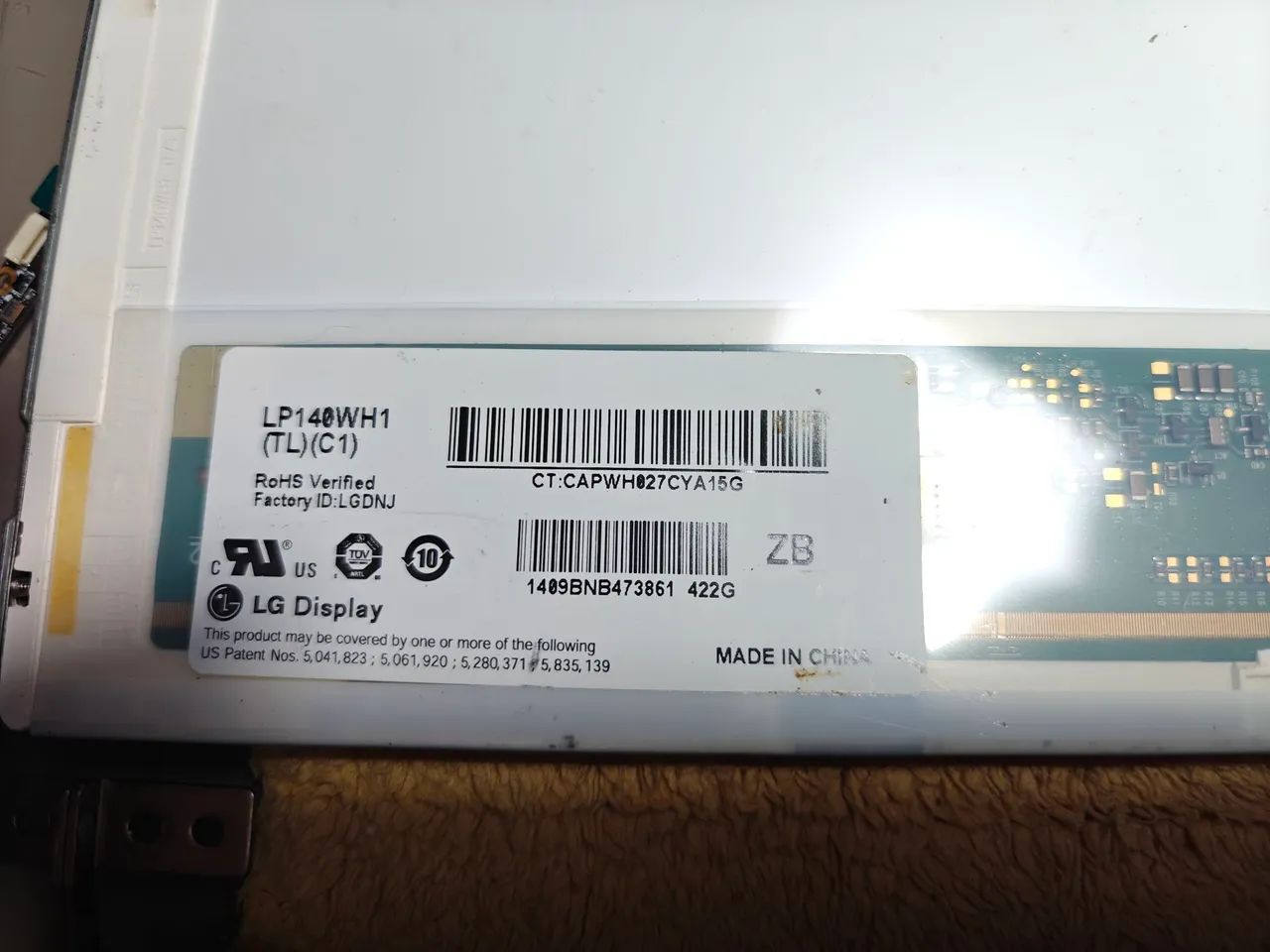 Display notebook LG 