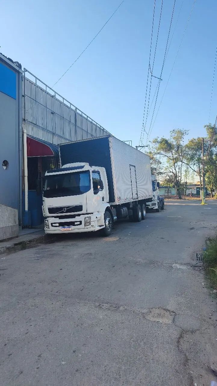 Volvo VM 270  - Foto 2