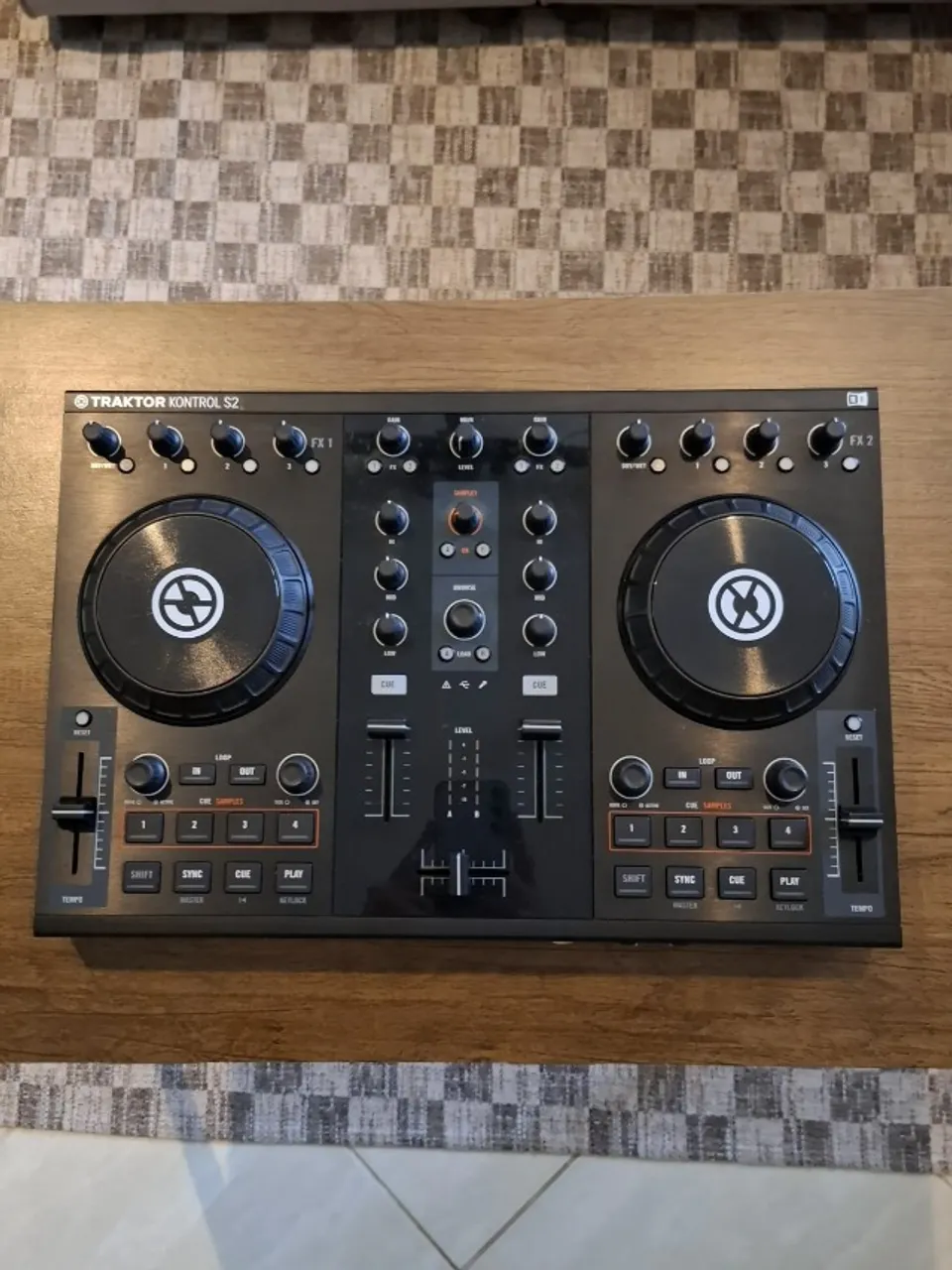 traktor s2