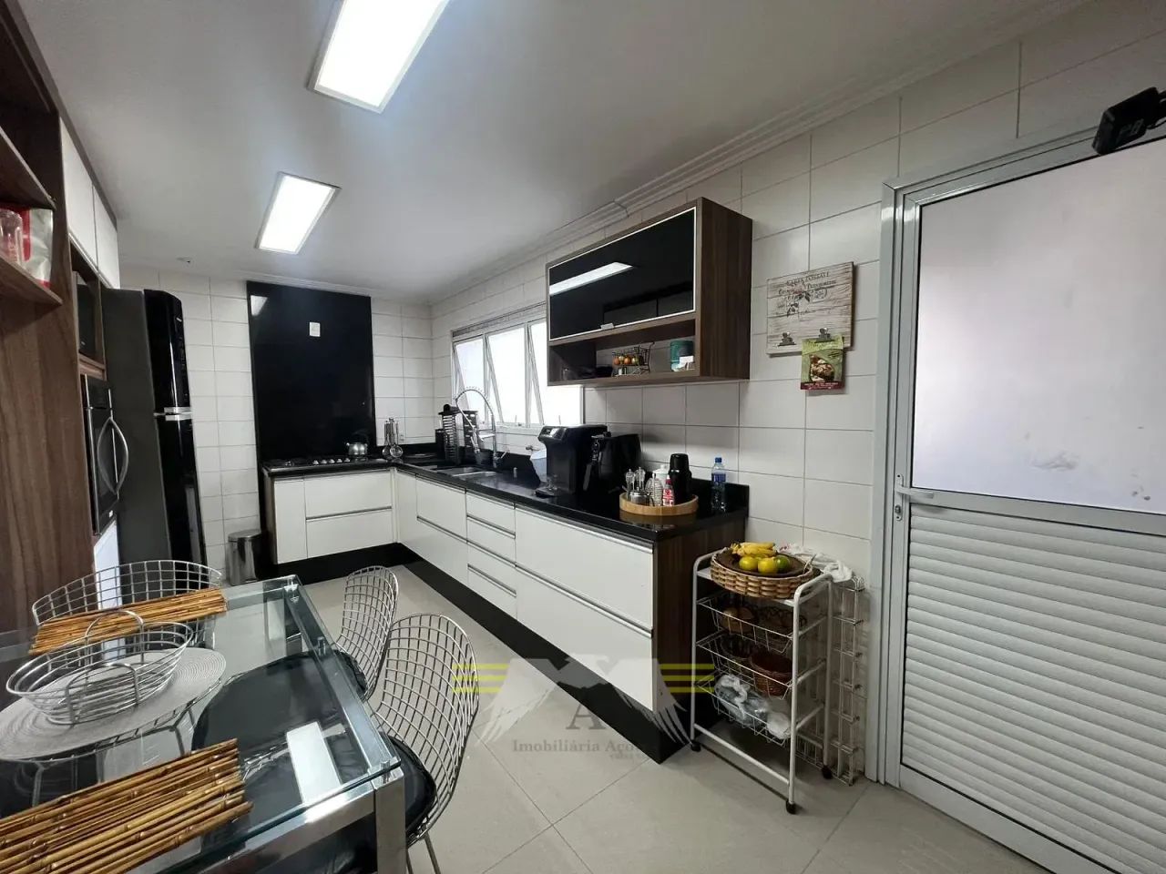 Sofisticação e Conforto no Evidence! Apartamento de 155m² com 3 Suítes, Sacada Gourmet e 3 - Foto 5