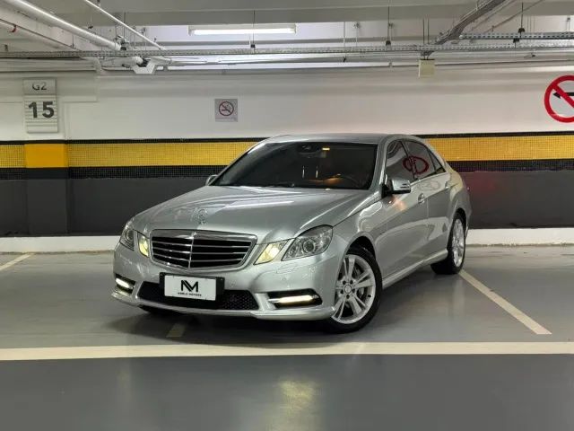 Mercedes-Benz E-500 CGI Guard VR4 4.7 V8 408cv 4P 2012