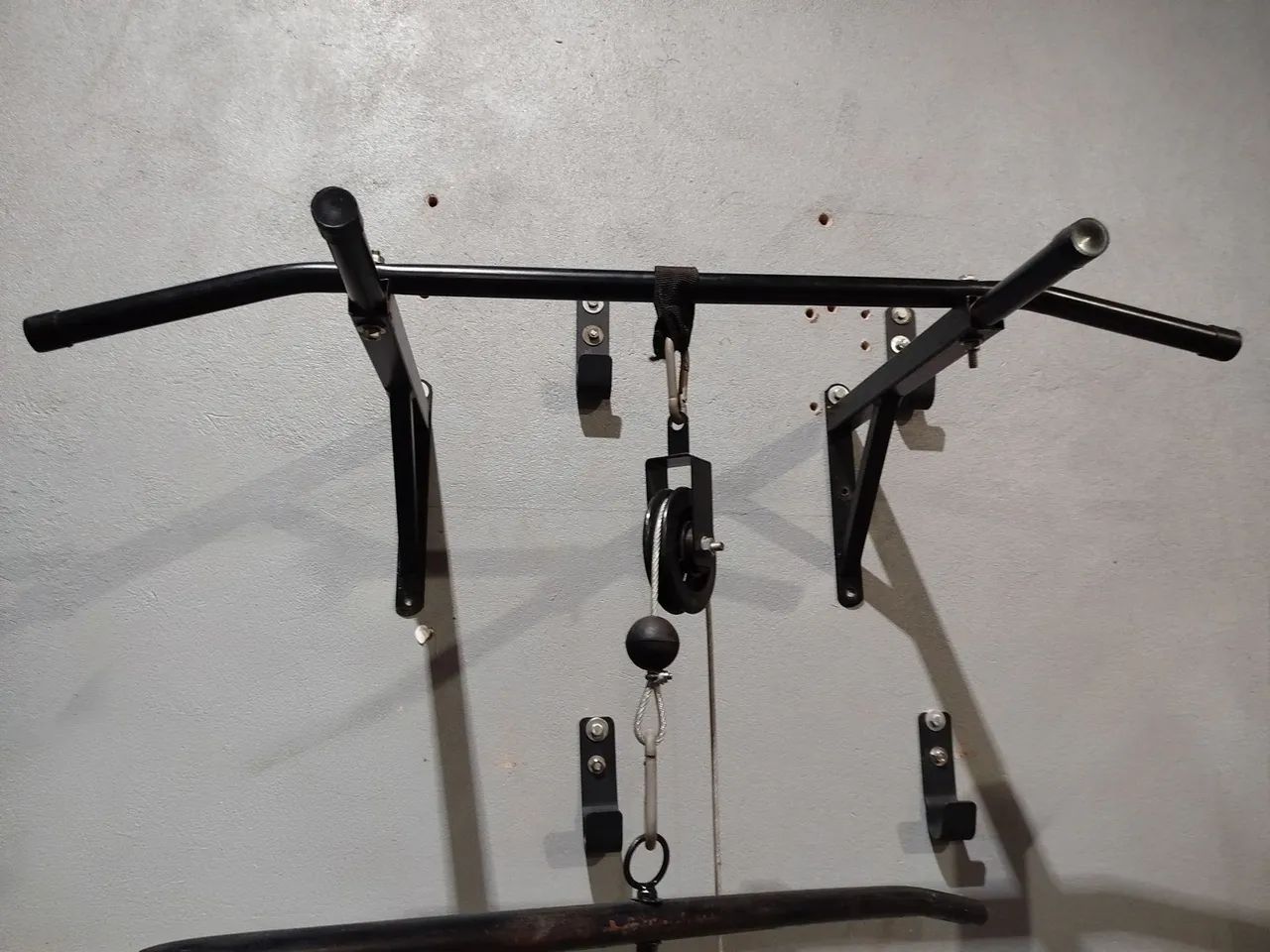 Barra fixa com Polia com suporte de anilhas e Barra - Foto 3