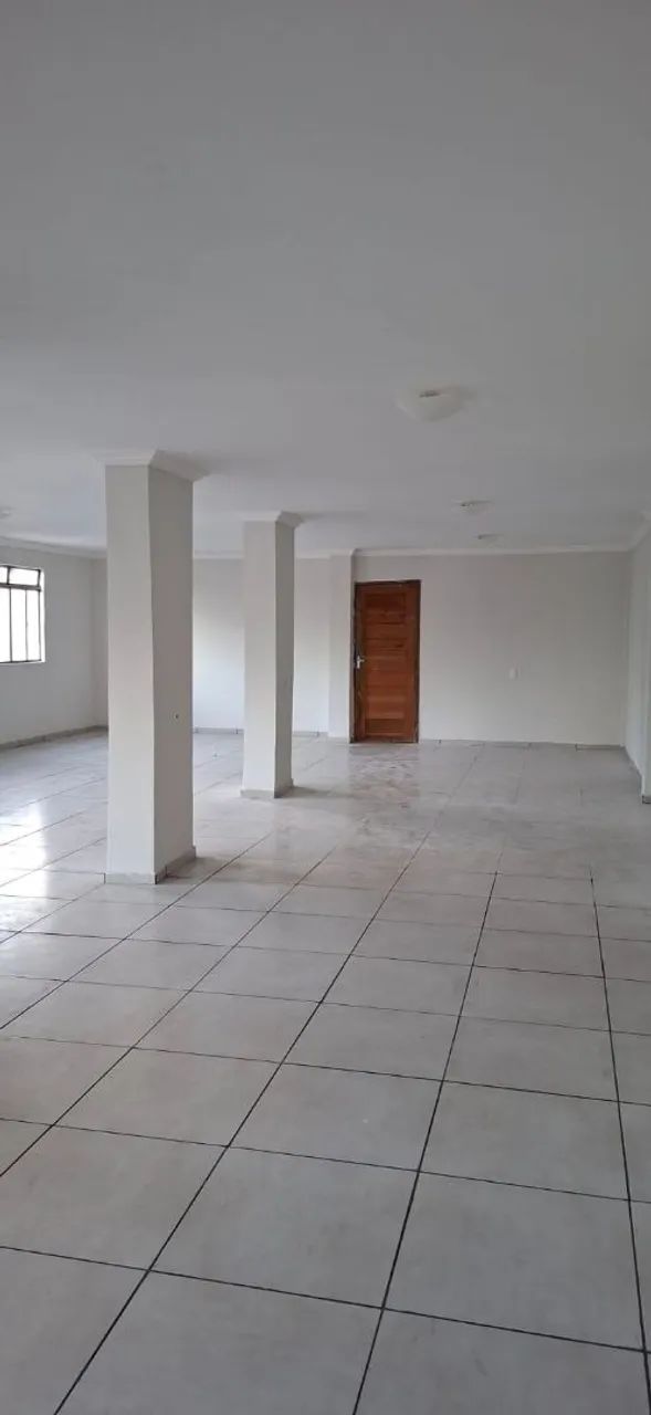 Alugo sala comercial, nos altos.(paula construção) 