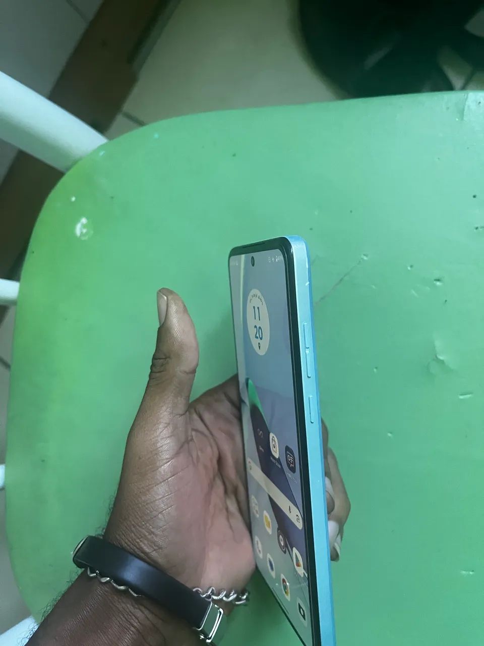 Moto g 84 