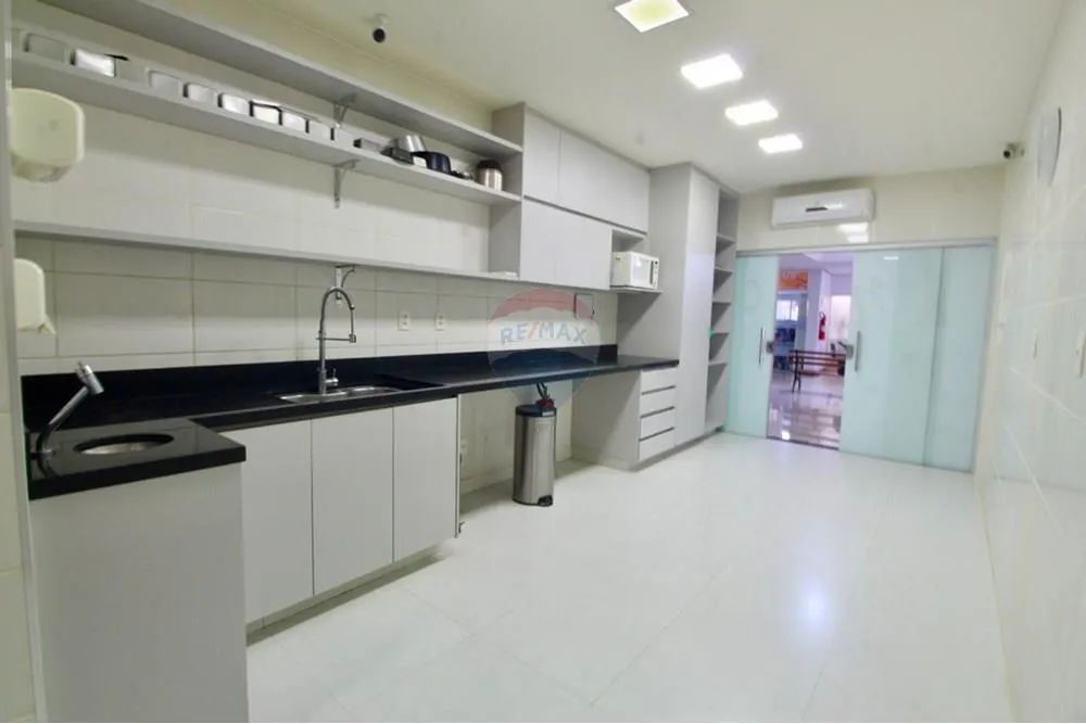 Loja Comercial de subsolo Reformada CLSW 102 bloco A - Foto 2