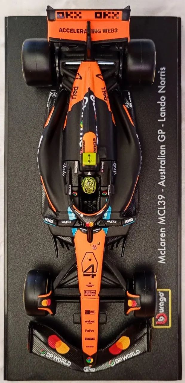 Miniatura Formula 1 Mclaren MCL39 Lando Norris World Champion 2025