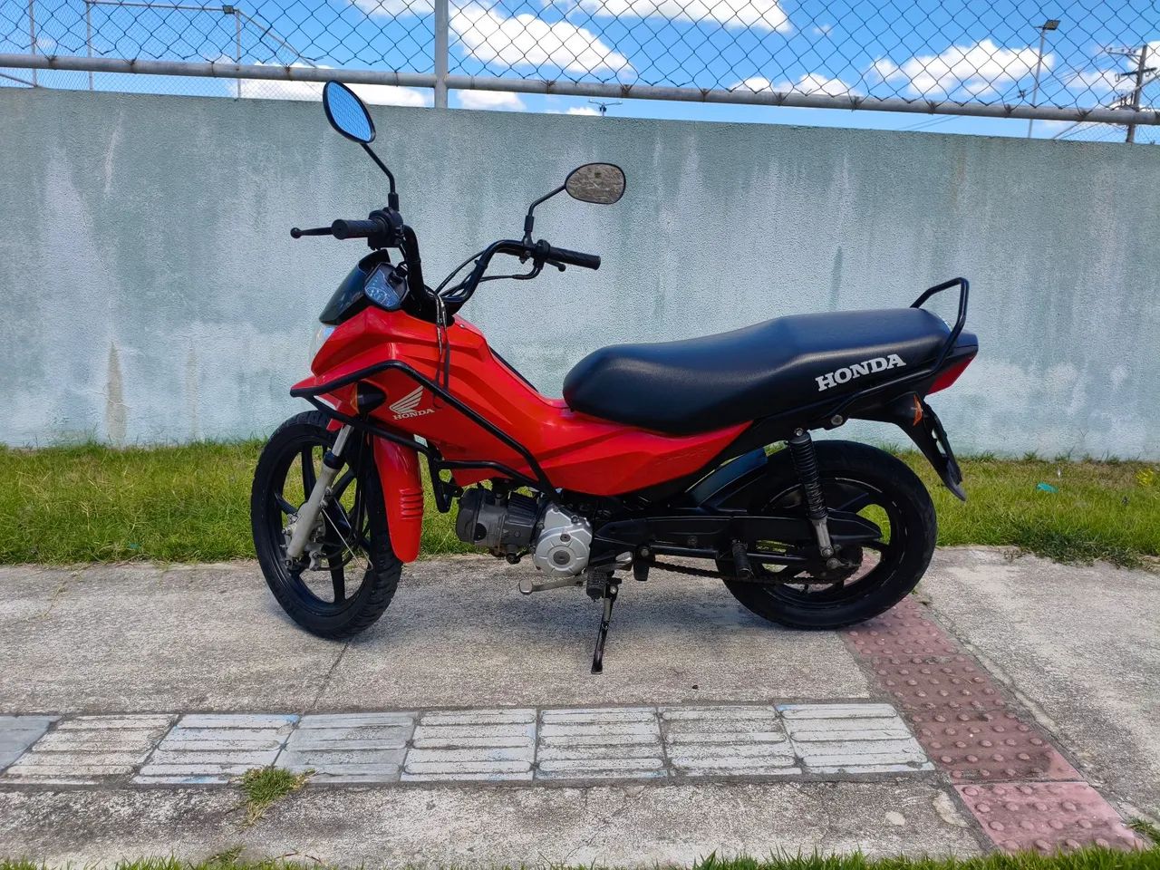 VENDO POP 110I CONSERVADA - Foto 2