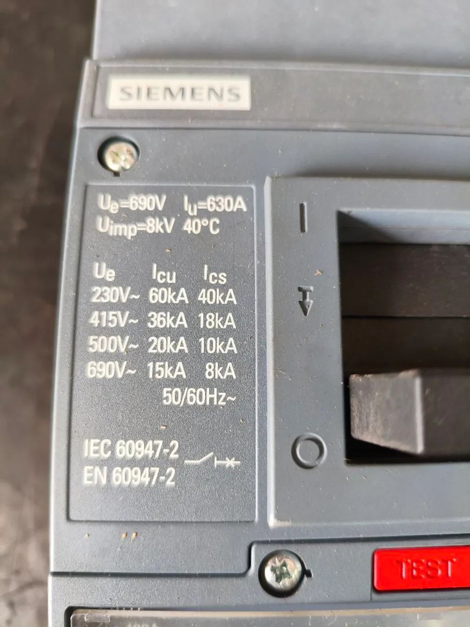 Disjuntores de caixa moldada de 125 a 630A - Foto 2