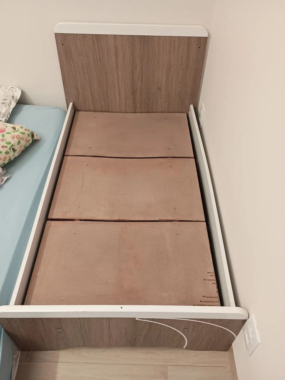 Cama infantil - Vira berço (c/ colchão) - Foto 5