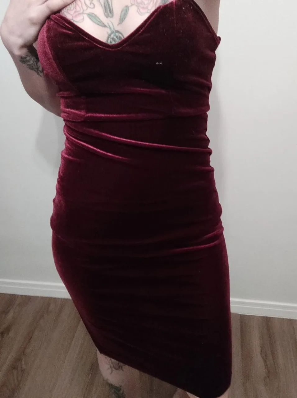 Vestido vinho camurça  - Foto 3