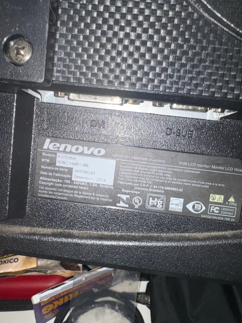 MONITOR LENOVO
