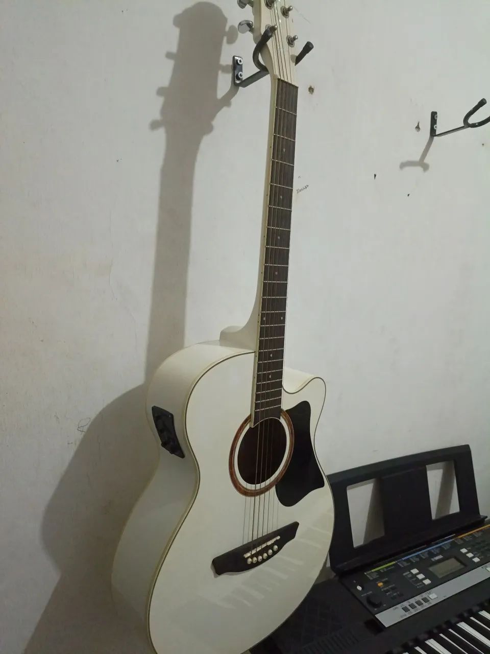 Strinberg modelo BE30c WH vendo e troco em caixa de som e microfone - Foto 2