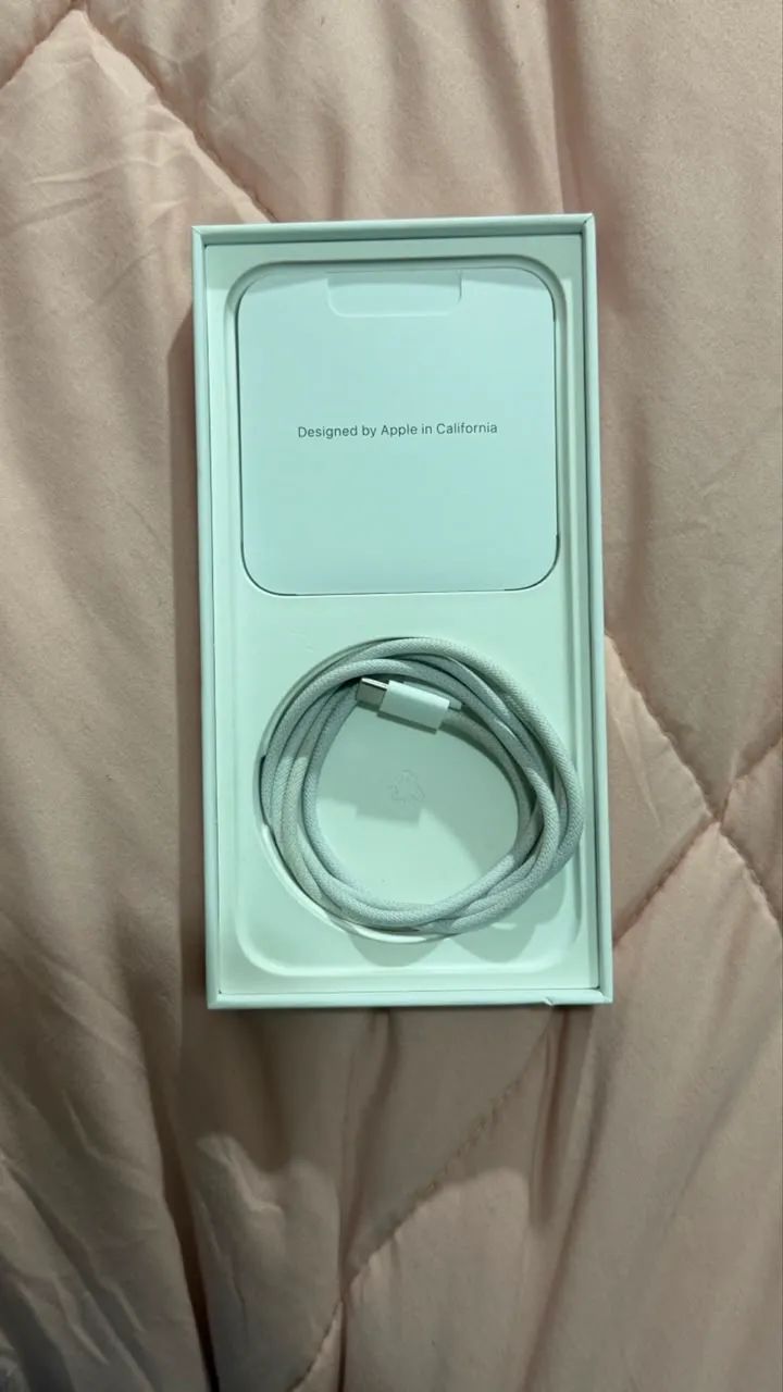 iPhone 15 pro Max 256 - Foto 3