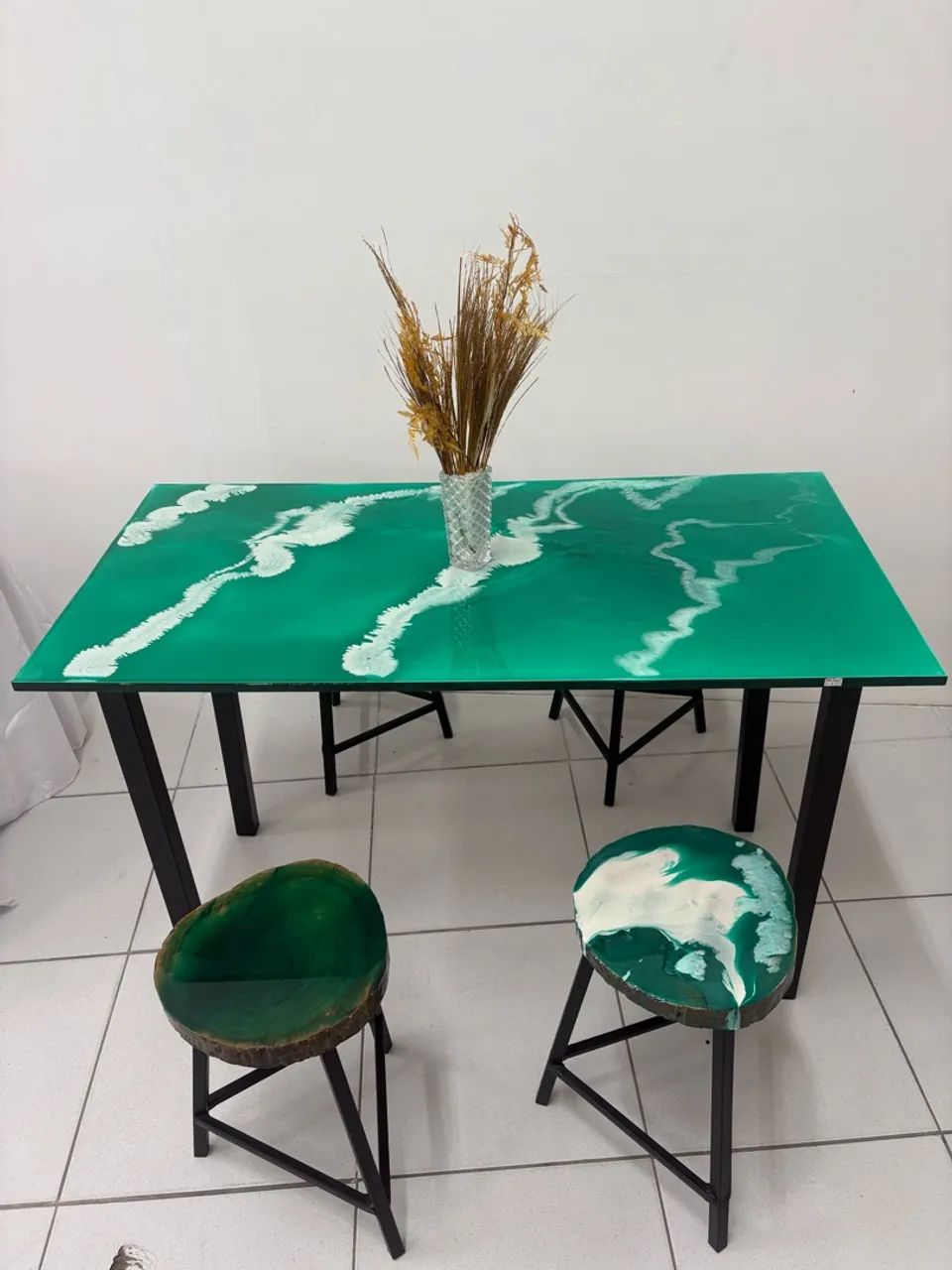 Mesa em MDF vitrificada  - Foto 3