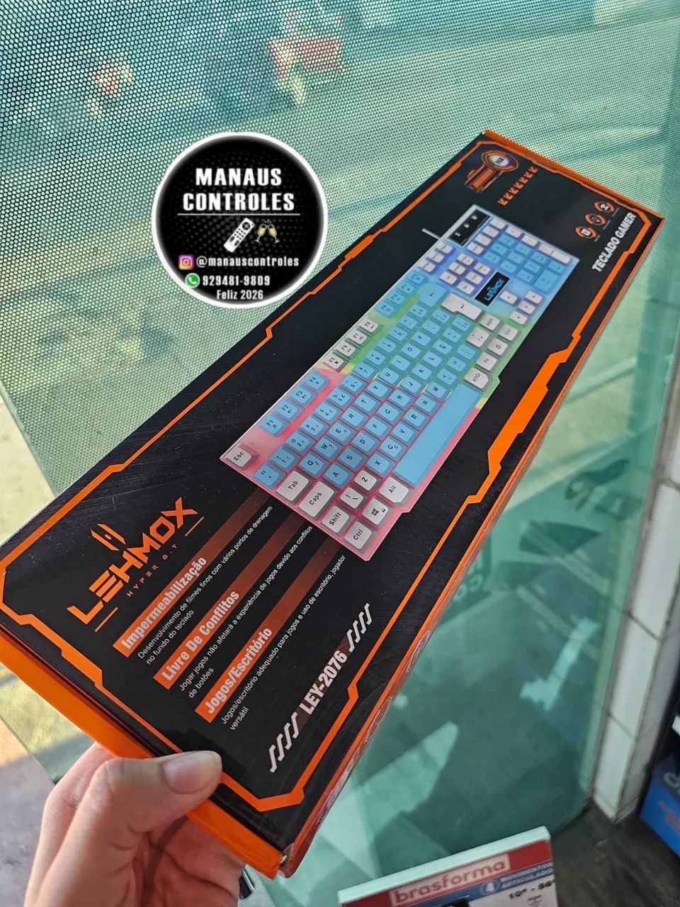 Teclado gamer Lehmox iluminado 