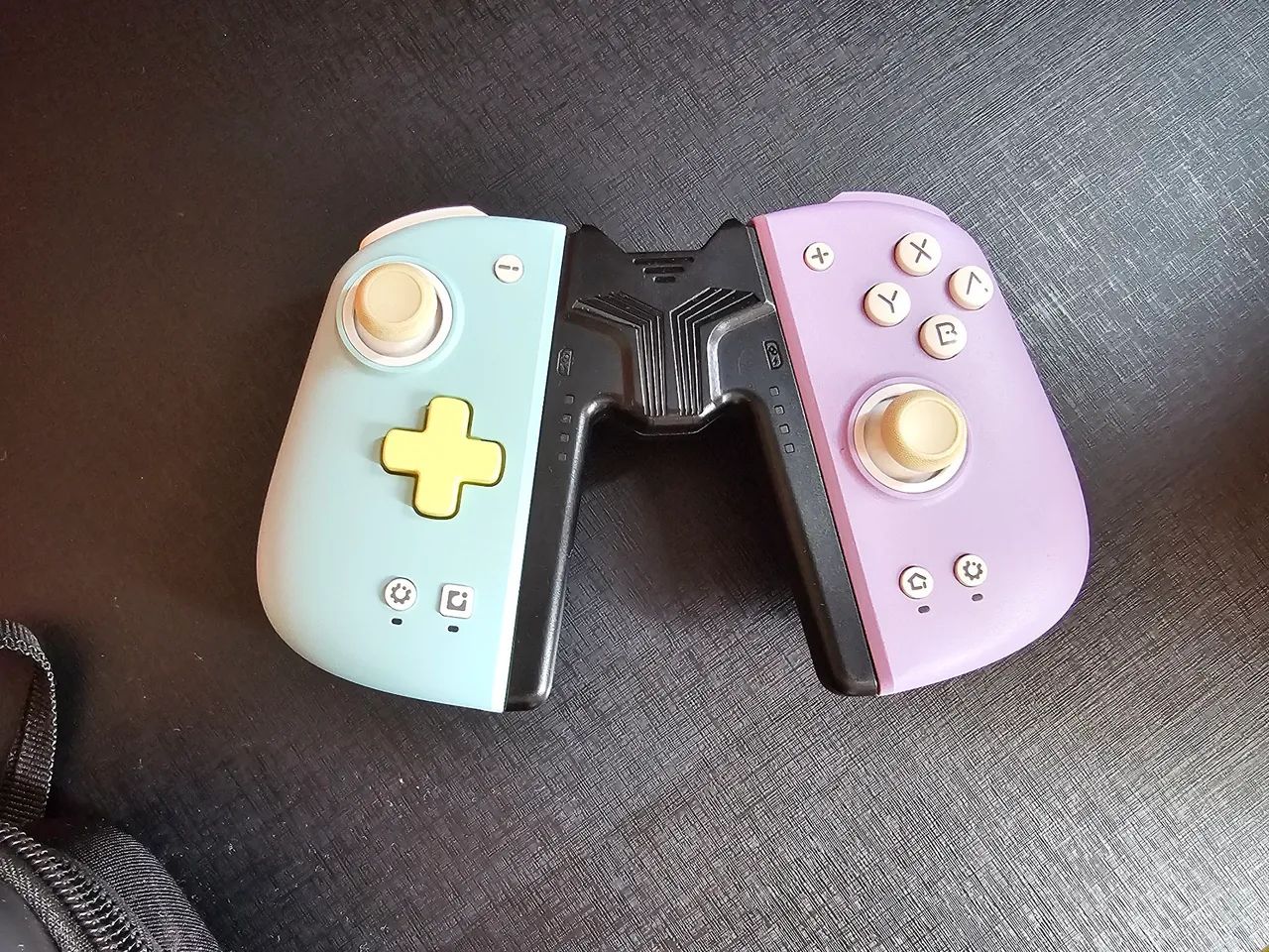 Nintendo switch Oled + Bolsa + Mobapad M6S - Foto 2