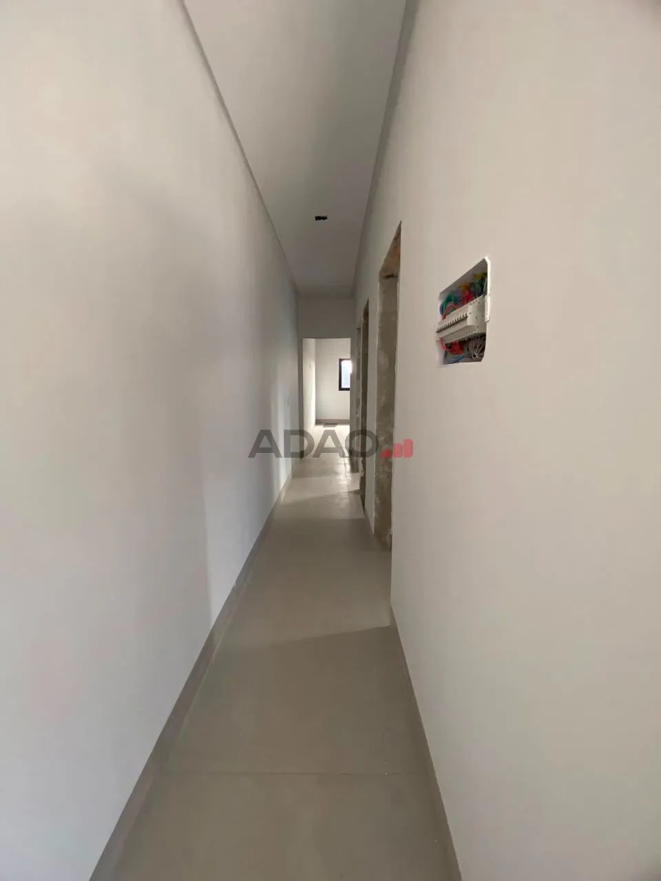 CASA MODERNA E SOFISTICADA À VENDA EM GOIÂNIA | 3 QUARTOS + SUÍTE  A casa que une beleza,  - Foto 3