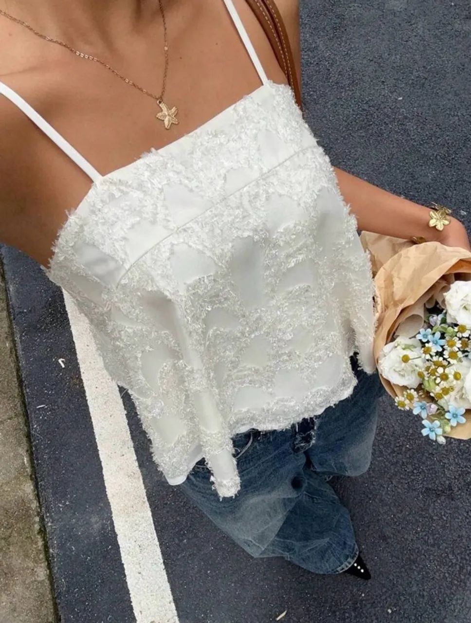 regata feminina off white elegante 